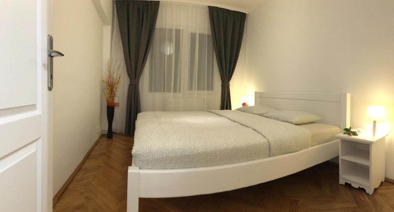 Daniela'S Apartaments Sighisoara Luaran gambar
